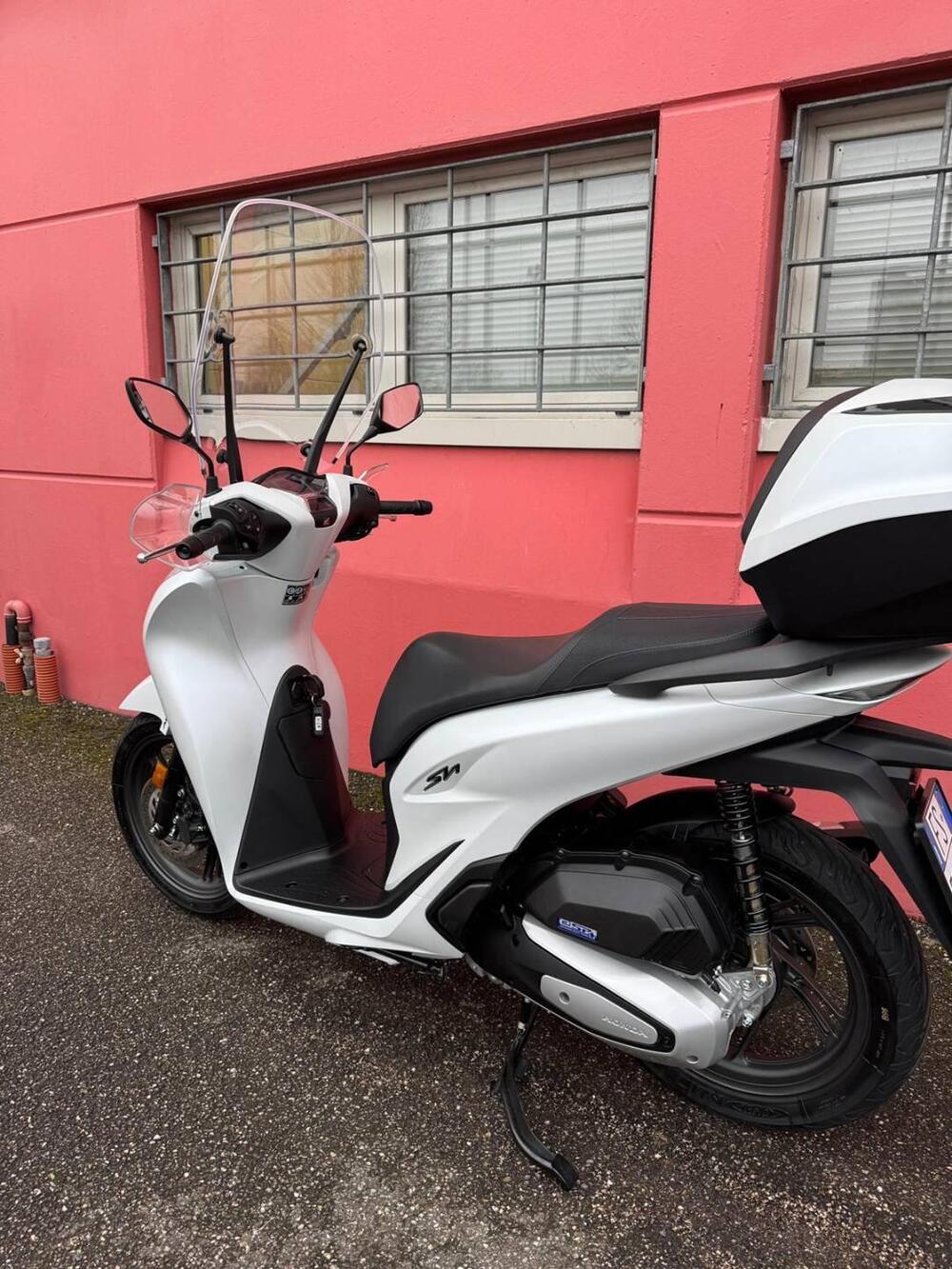 Honda SH 125i (2024 - 25) (14)