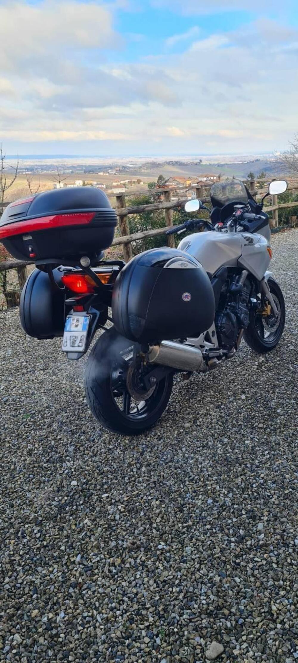 Honda CBF 600 ABS (2004 - 06) (4)