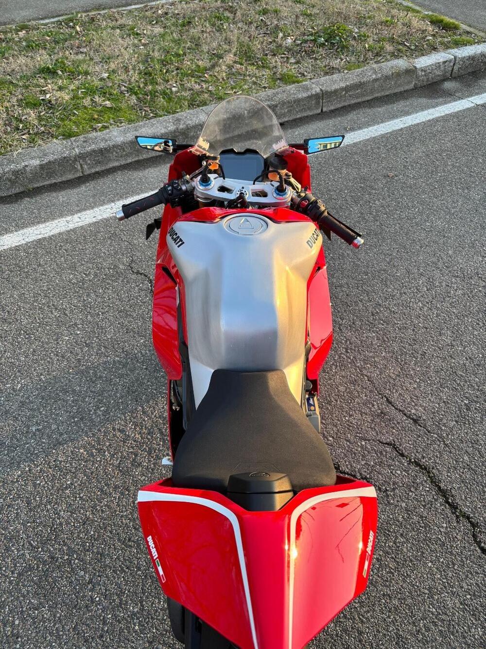 Ducati Panigale V4 S 1100 (2020) (5)