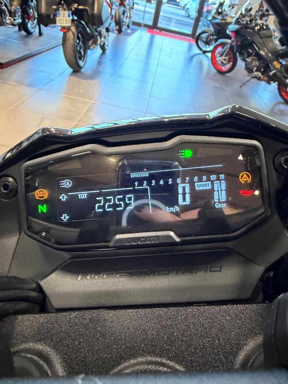 Ducati Hypermotard 698 Mono RVE (2024 - 26) (5)