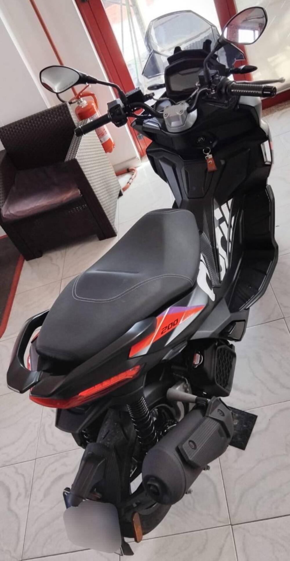 Aprilia SR GT 200 Replica (2024 - 25) (4)