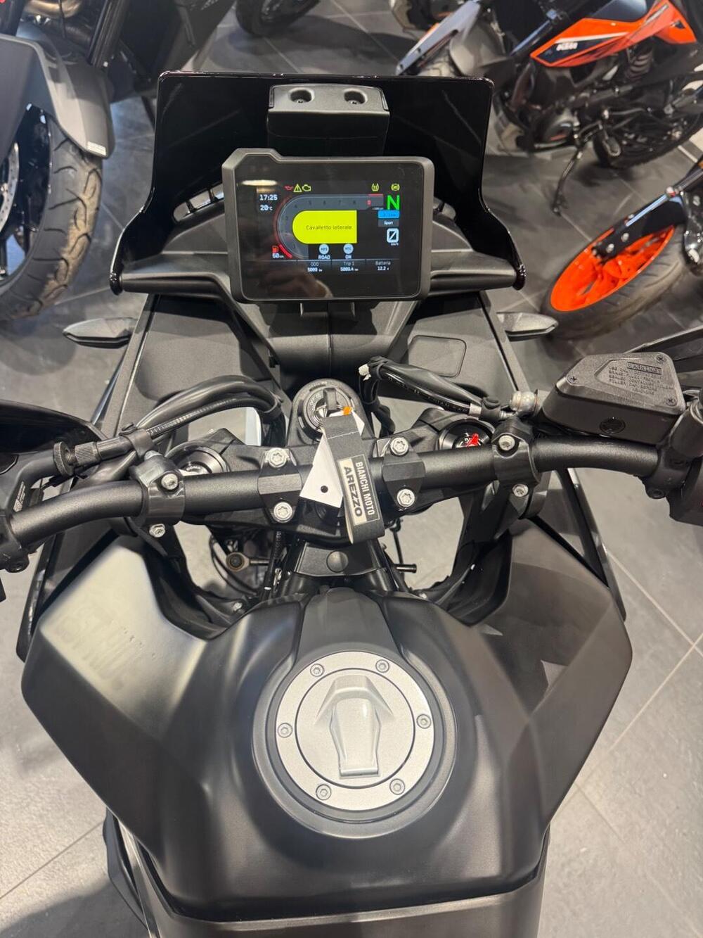 KTM 890 SMT (2023 - 25) (14)