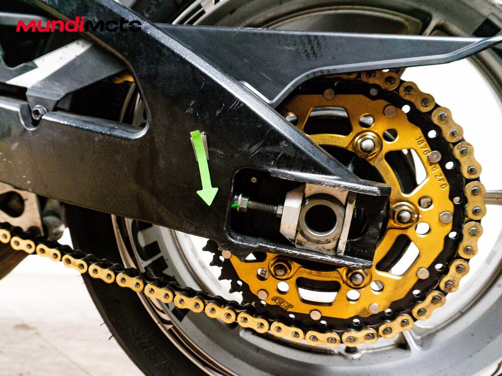 Suzuki GSX 1100 R (13)