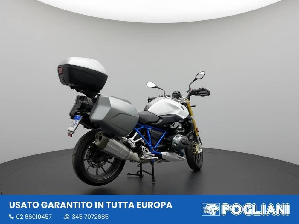 Bmw R 1200 R (2017 - 18) (9)