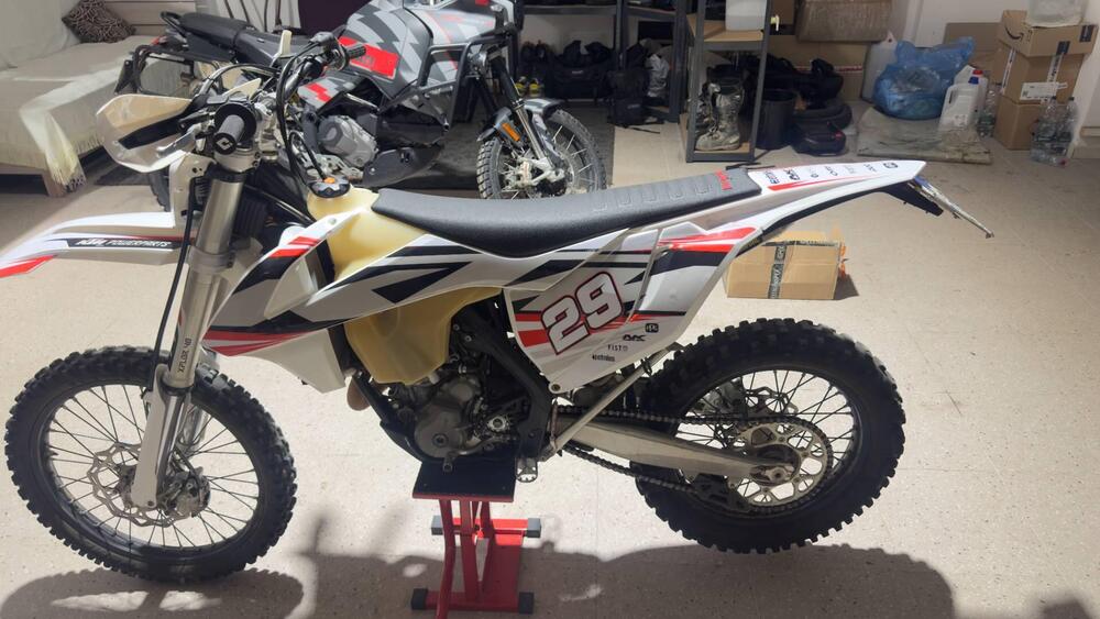 KTM 250 EXC-F (2019) (6)