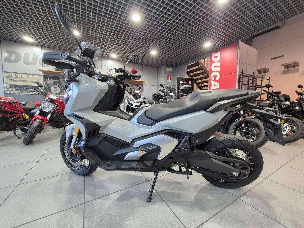 Honda X-ADV 750 DCT (2021 - 24) (5)