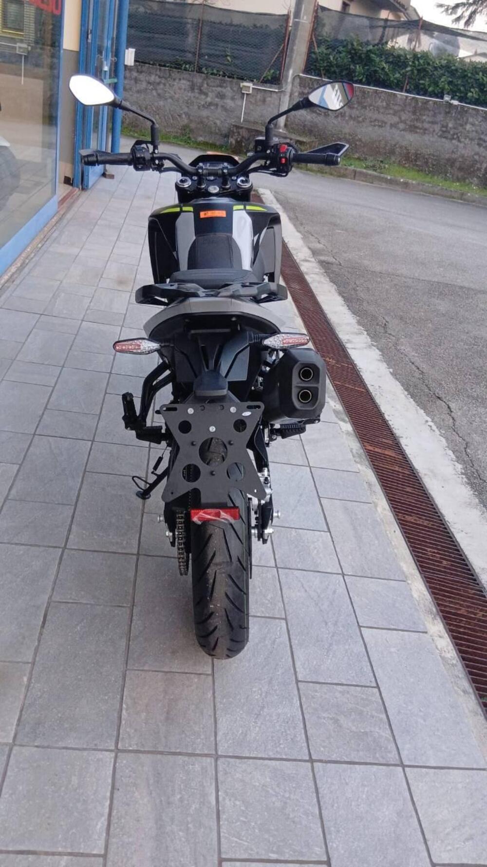 Benelli BKX 125 S (2026) (2)