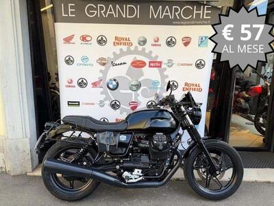 Moto Guzzi V7 Stone (2021 - 24) usata