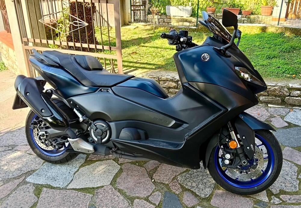 Yamaha T-Max 560 (2022 - 24) (2)