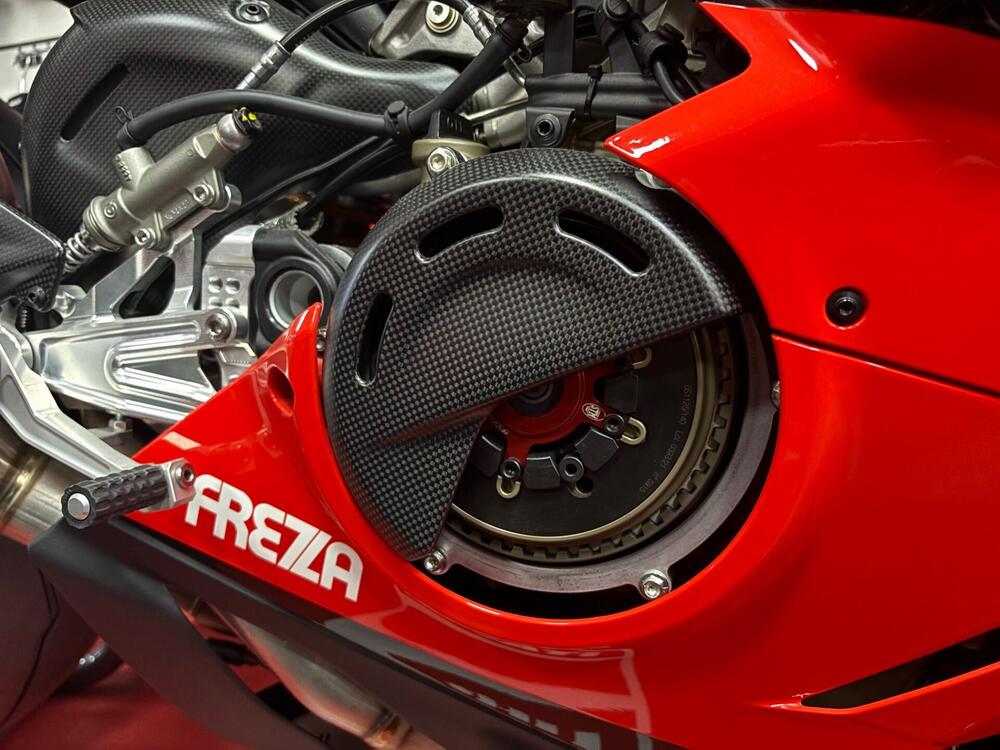 Ducati Panigale V4 Bautista 2022 World Champion Replica (2023) (10)