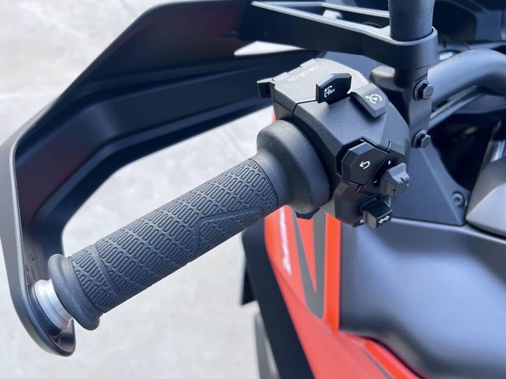 KTM 1390 Super Adventure S EVO (2026) (6)