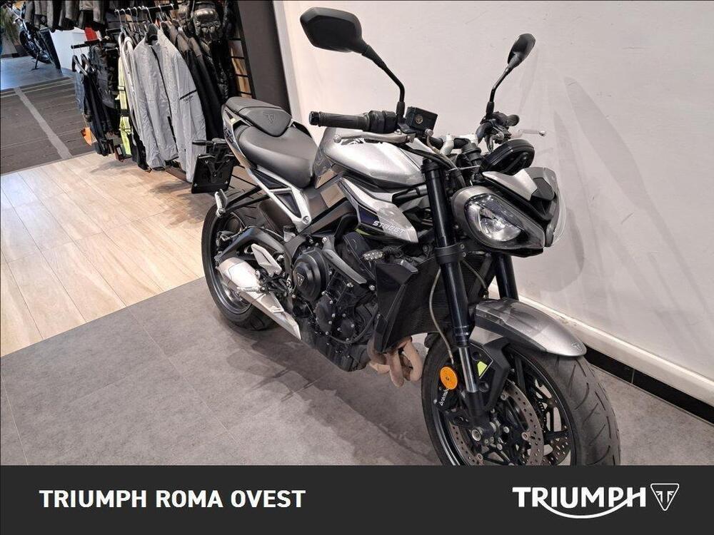 Triumph Street Triple 765 R (2023 - 26) (3)