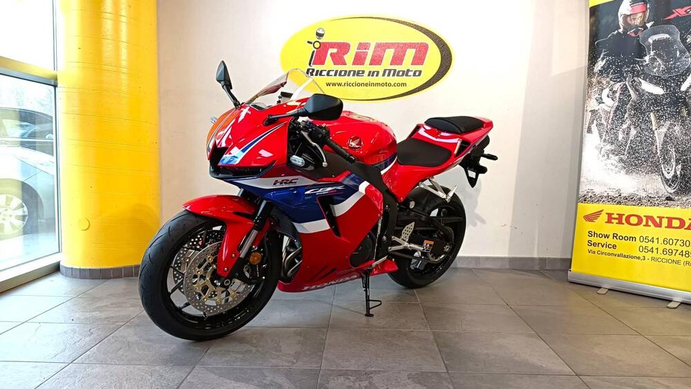 Honda CBR 600 RR (2024 - 26) (3)