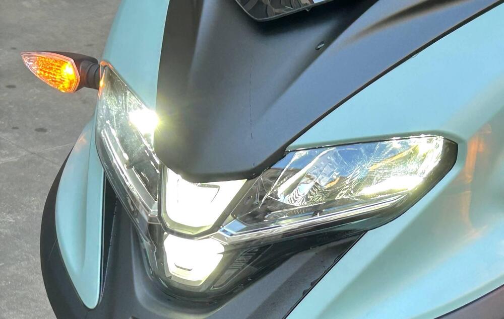 Yamaha Tricity 300 (2025 - 26) (9)