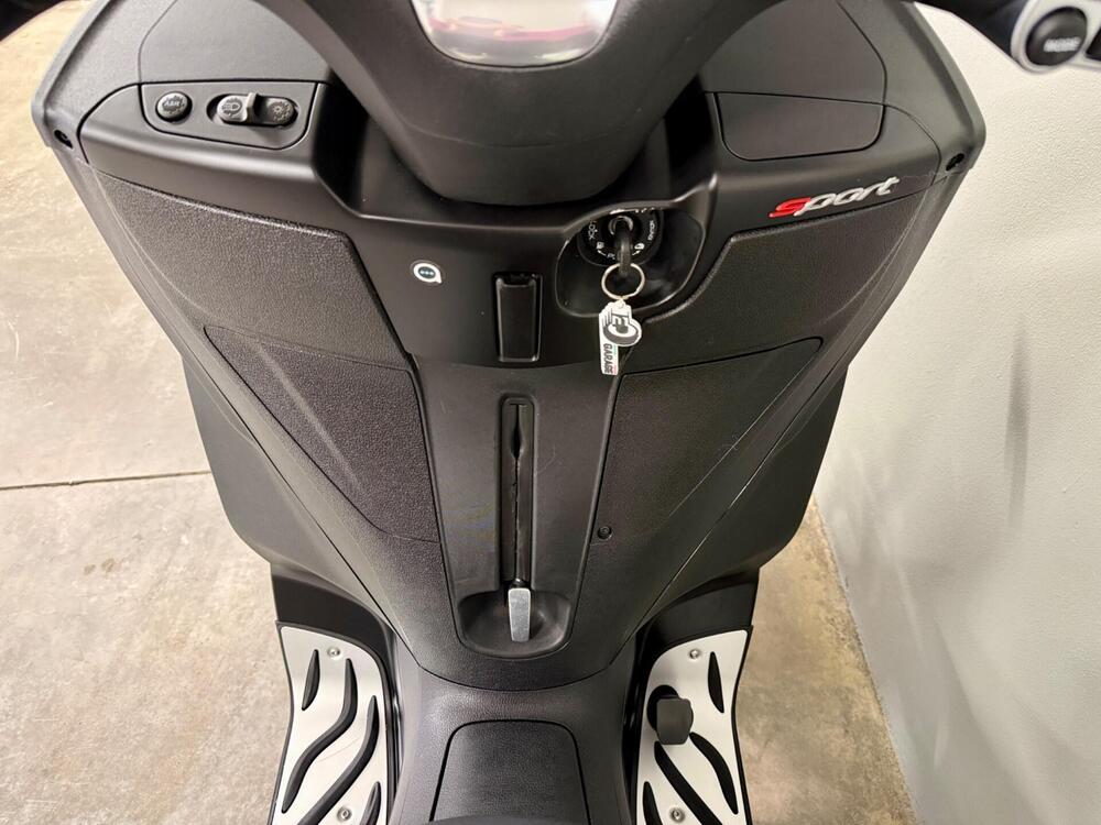 Piaggio MP3 300 Sport ABS Hpe (2021 - 24) (14)
