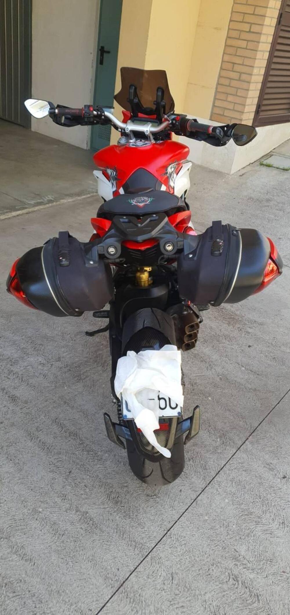 MV Agusta Stradale 800 EAS ABS (2015 - 17) (6)