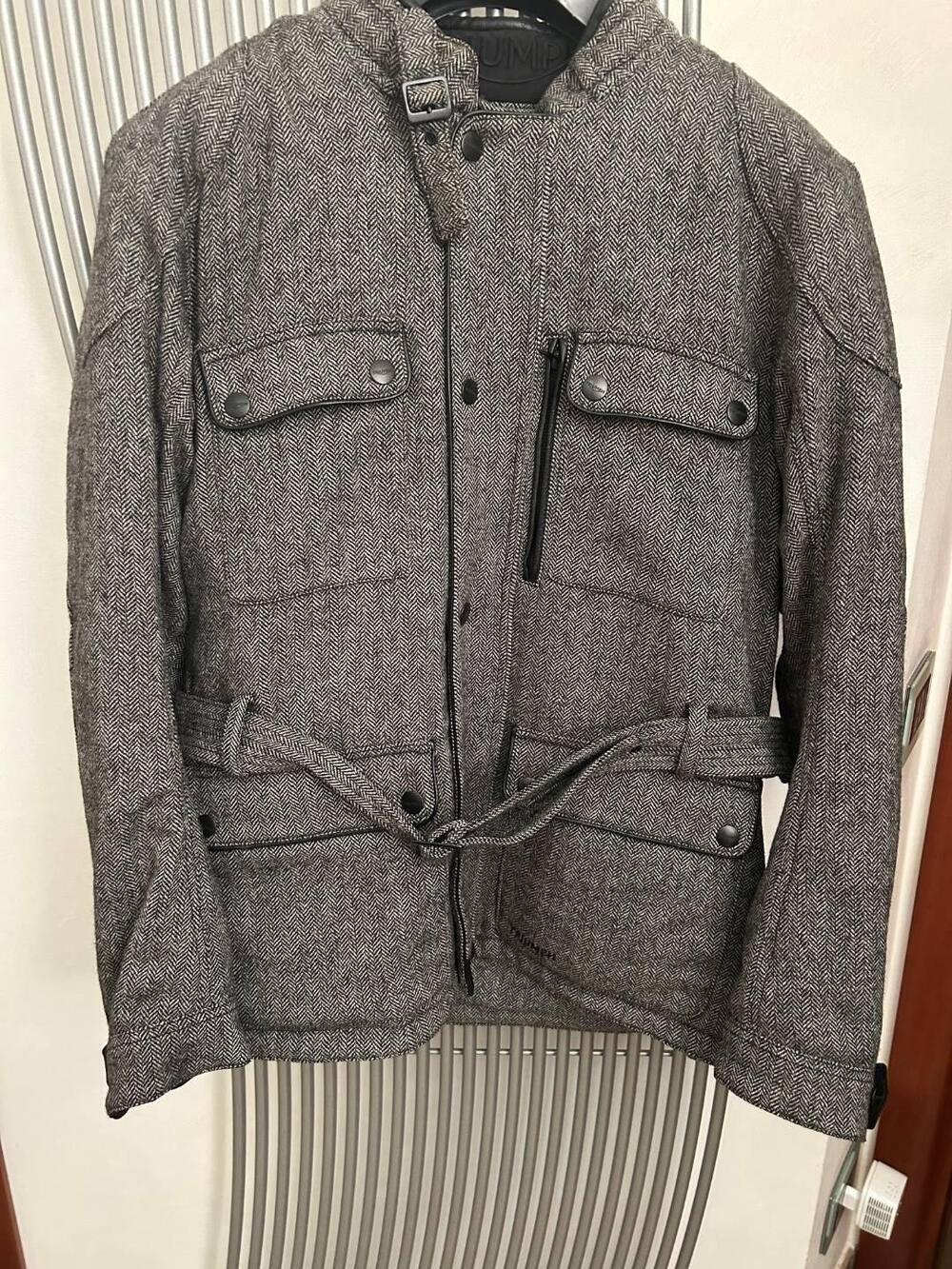 GIACCA TRIUMPH TAGLIA XL POCO USATA CON IMBOTTITUR (3)