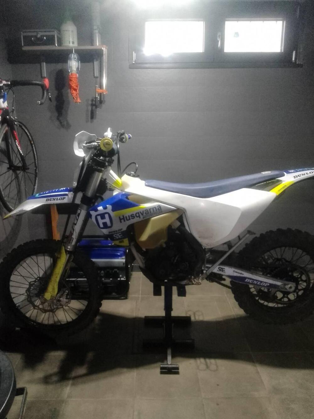 Husqvarna FE 250 (2018) (3)