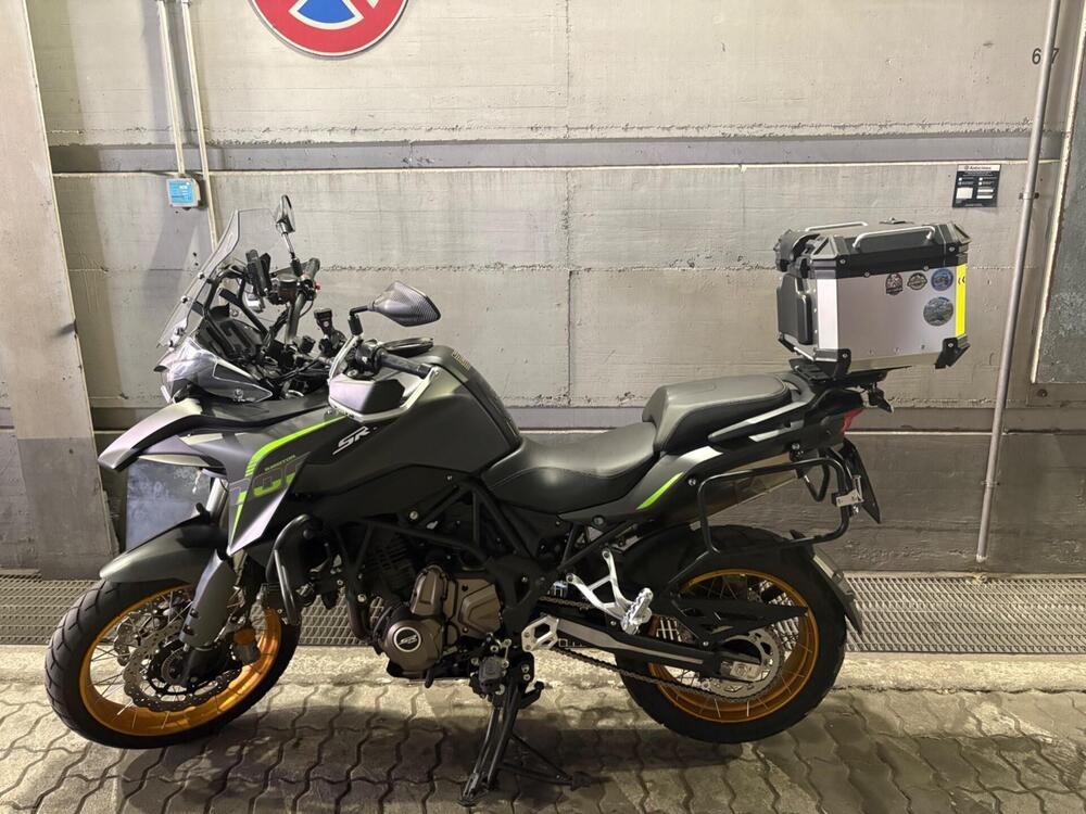 QJ Motor SRT 700 X (2024 - 25)