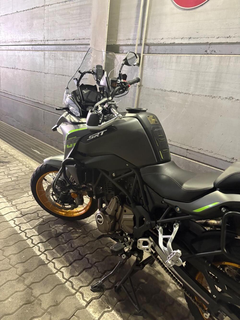 QJ Motor SRT 700 X (2024 - 25) (7)