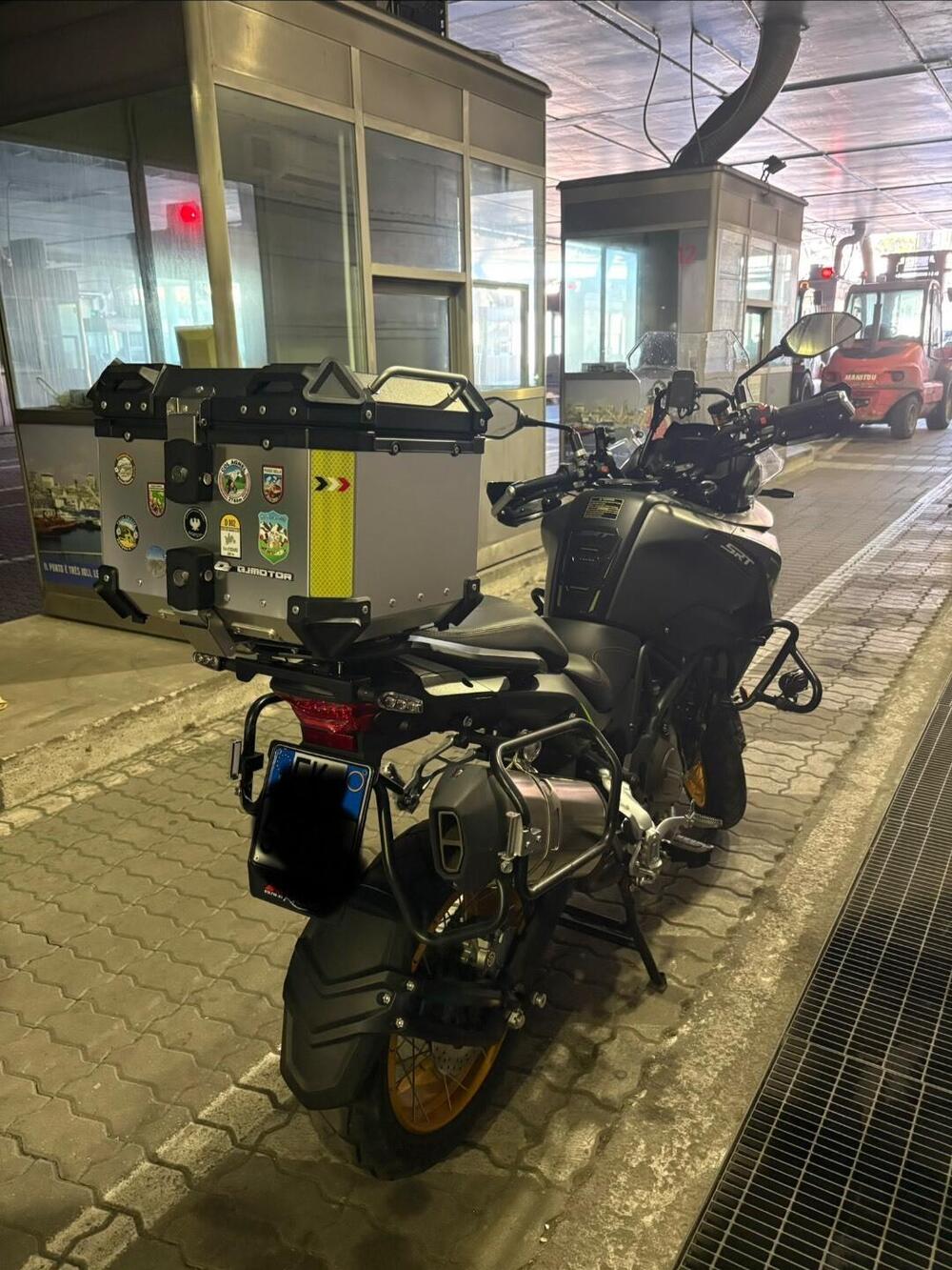 QJ Motor SRT 700 X (2024 - 25) (9)