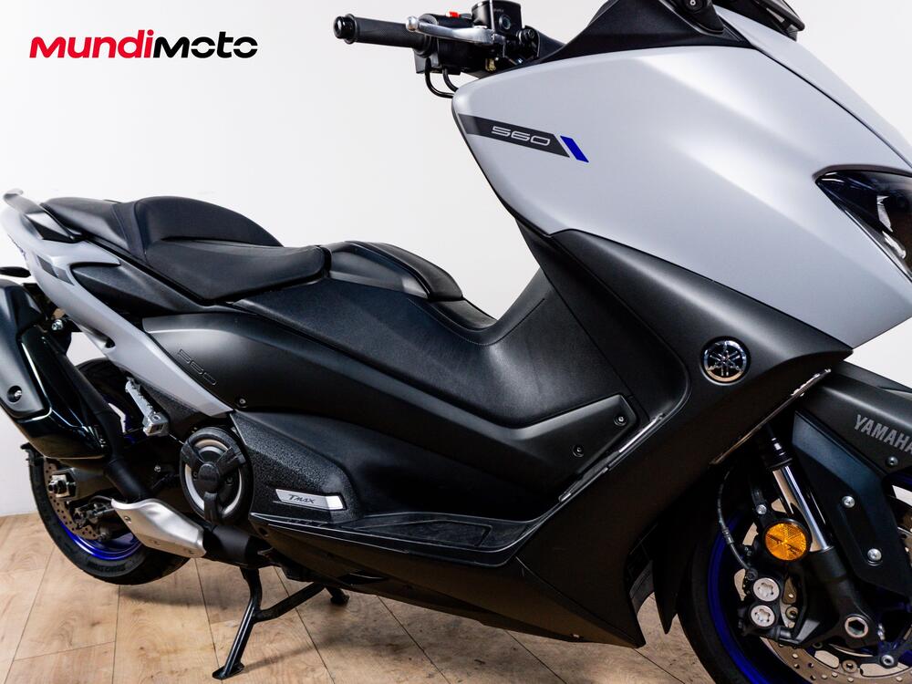 Yamaha T-Max 560 (2020 - 21) (5)