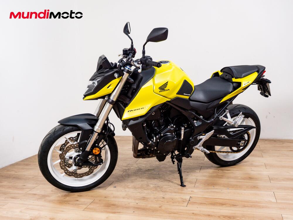 Honda CB 750 Hornet (2025) (8)