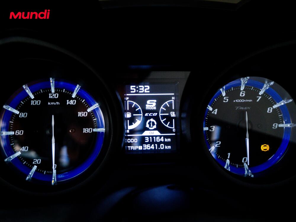 Yamaha T-Max 560 (2020 - 21) (12)