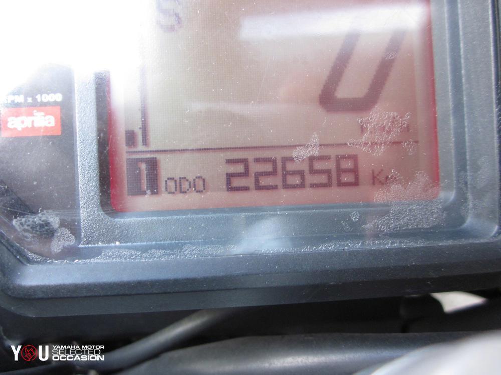 Aprilia Dorsoduro 750 ABS (2009 - 17) (4)