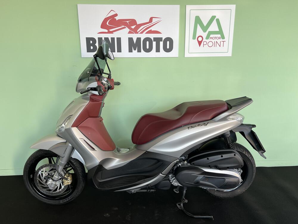 Piaggio Beverly 350 SportTouring ie ABS (2011 - 17) (5)