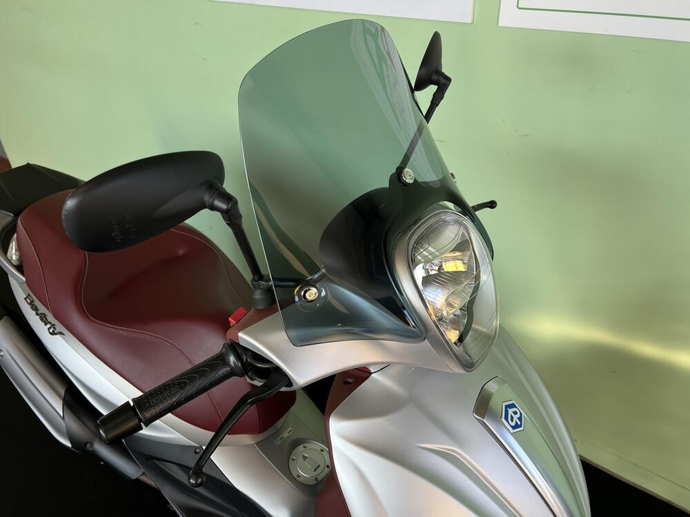 Piaggio Beverly 350 SportTouring ie ABS (2011 - 17) (12)