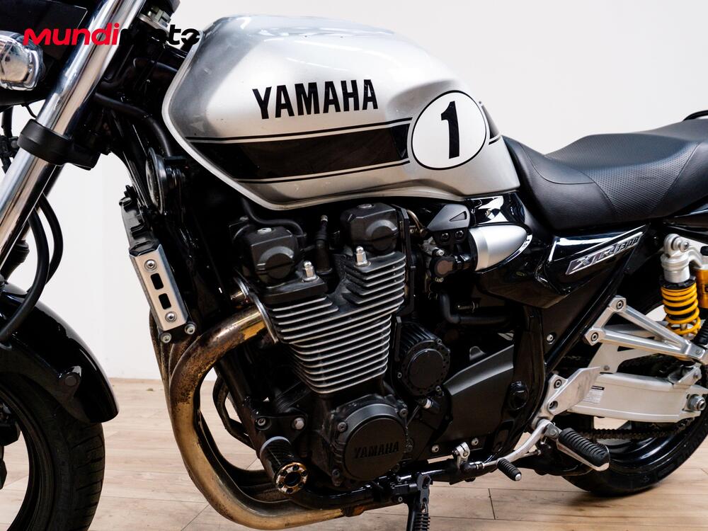 Yamaha XJR 1300 60th Anniversary (2015 - 16) (8)