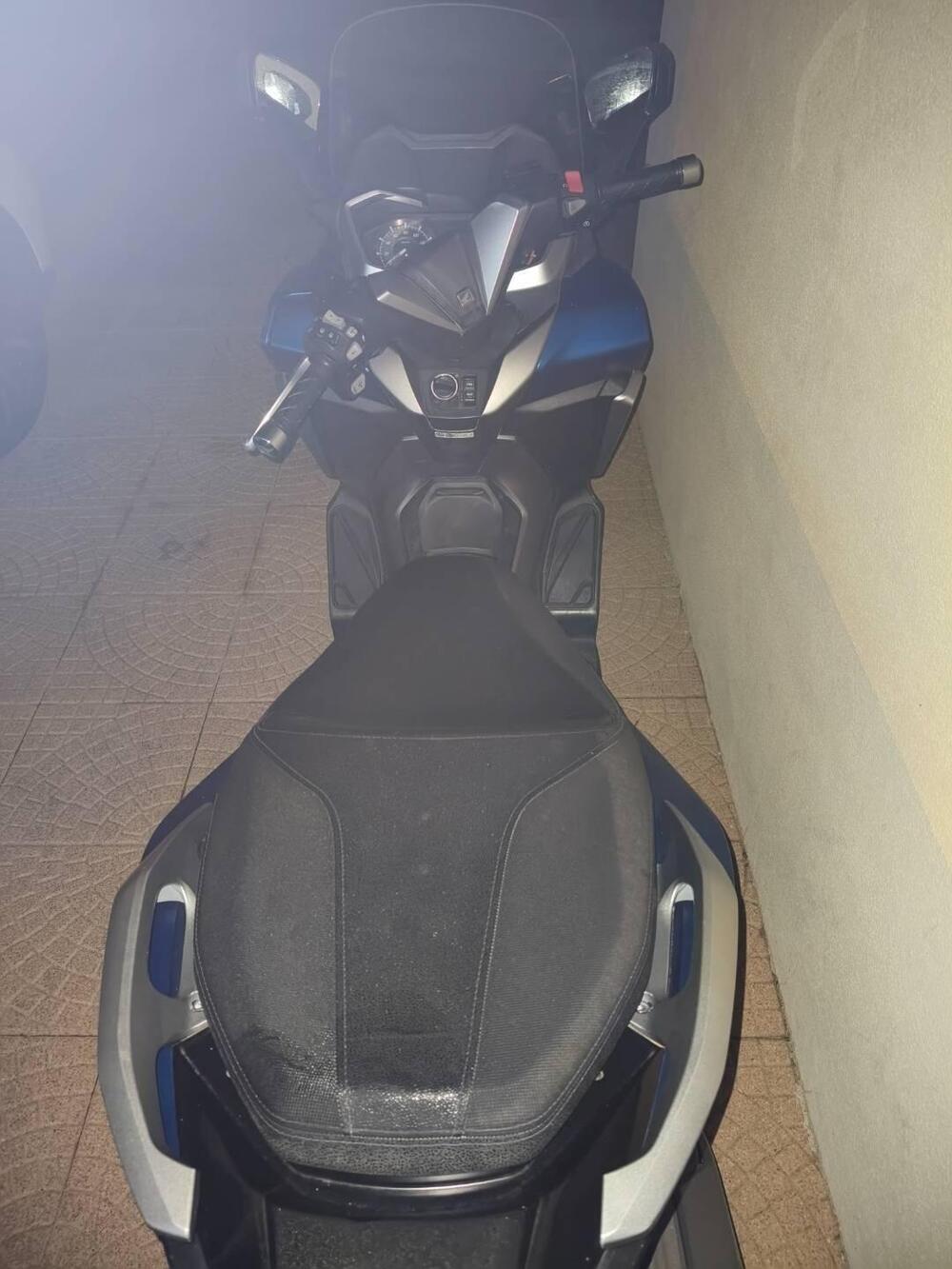 Honda Forza 350 (2022 - 24) (2)