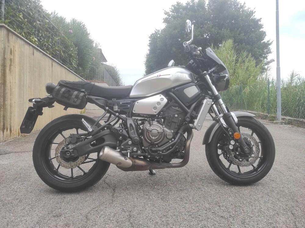 Yamaha XSR 700 ABS (2016 - 20) (2)