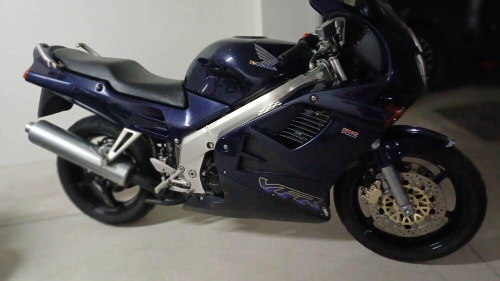 Honda VFR 750  (4)