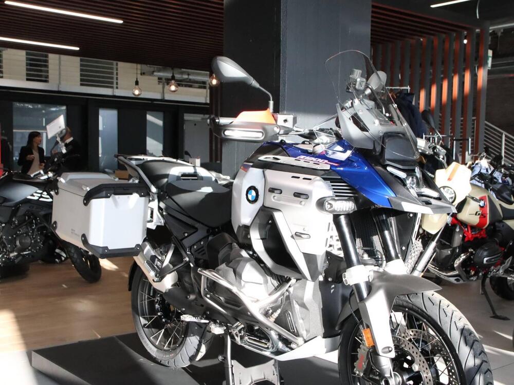 Bmw R 1300 GS Adventure (2025 - 26) (2)