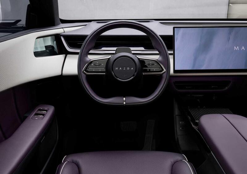 Mazda CX-6e (8)