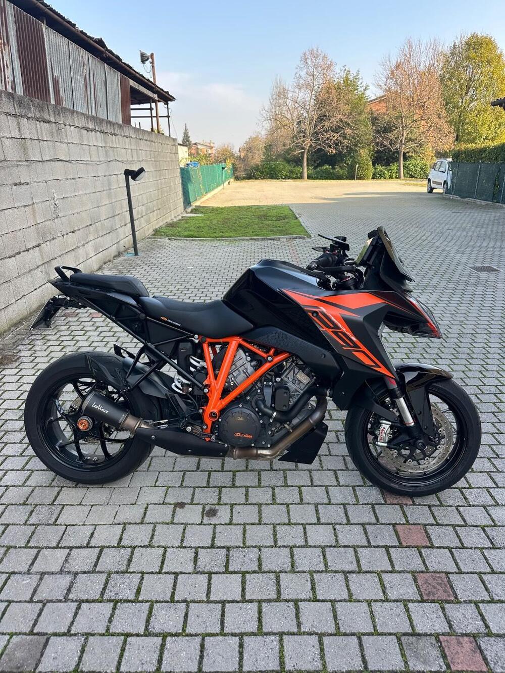 KTM 1290 Super Duke GT (2019 - 20) (2)