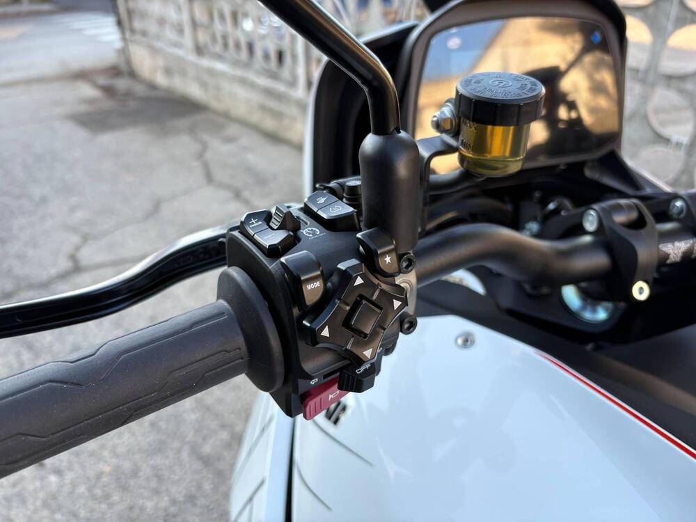 Moto Morini X-Cape 1200 (2026) (15)