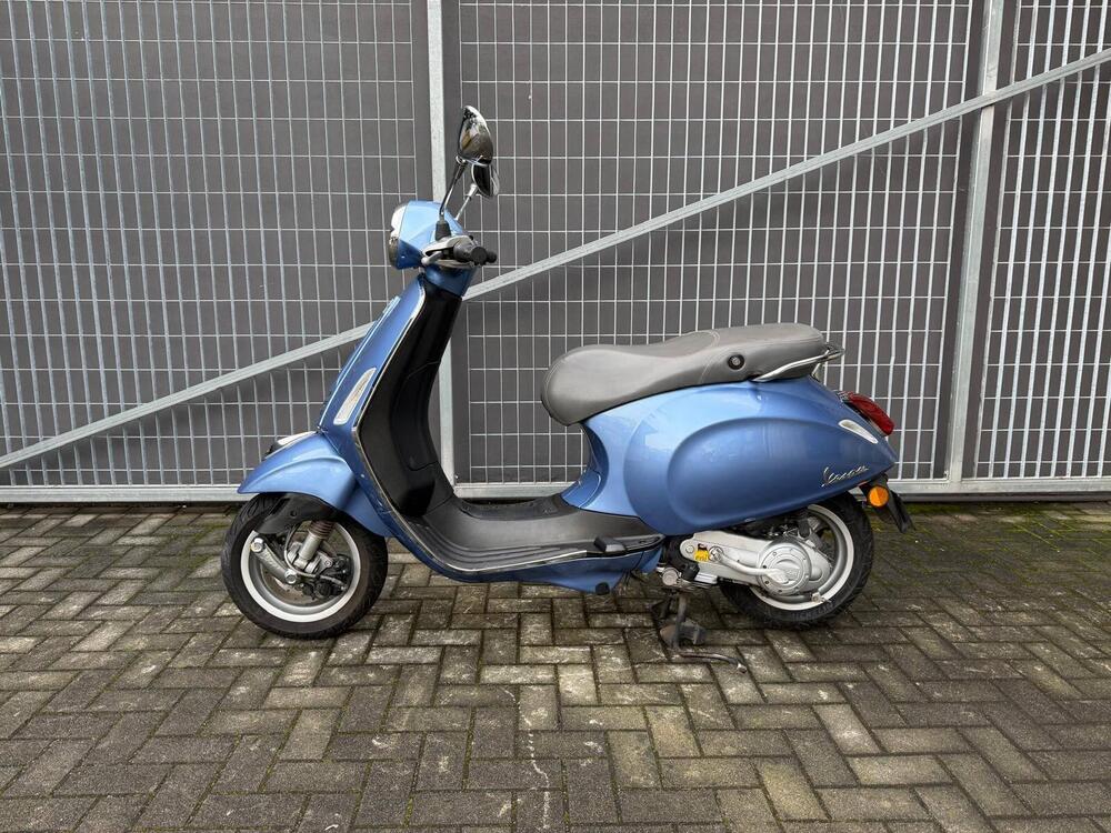 Vespa Primavera 50 4T (2014 - 17) (2)