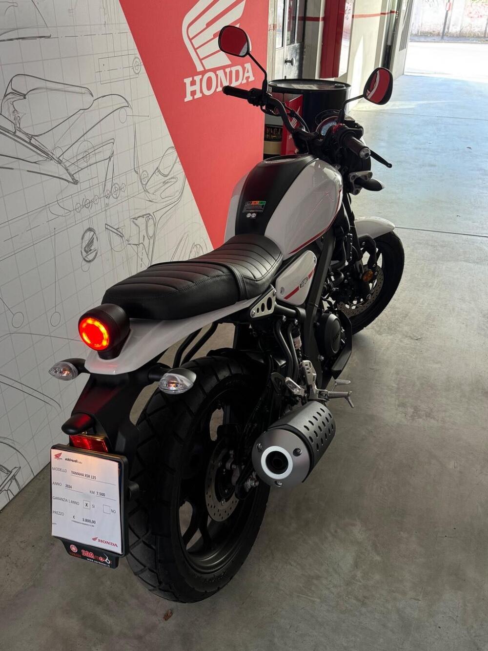 Yamaha XSR 125 Legacy (2022 - 24) (3)