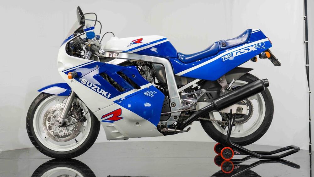 Suzuki GSX-R 750 (9)