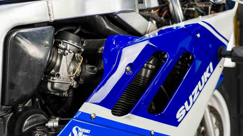 Suzuki GSX-R 750 (16)