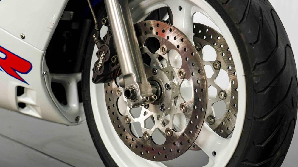 Suzuki GSX-R 750 (18)