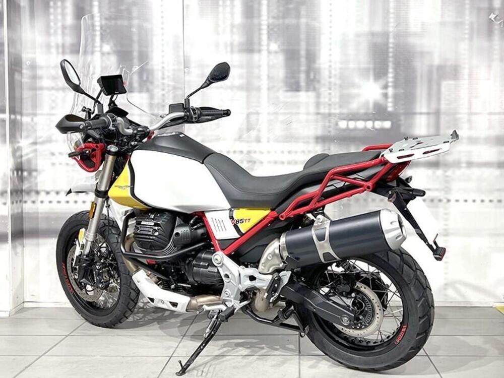 Moto Guzzi V85 TT Evocative Graphics (2019 - 20) (2)