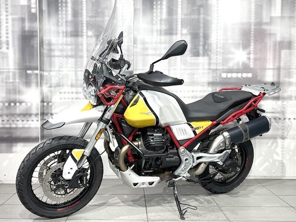 Moto Guzzi V85 TT Evocative Graphics (2019 - 20) (7)