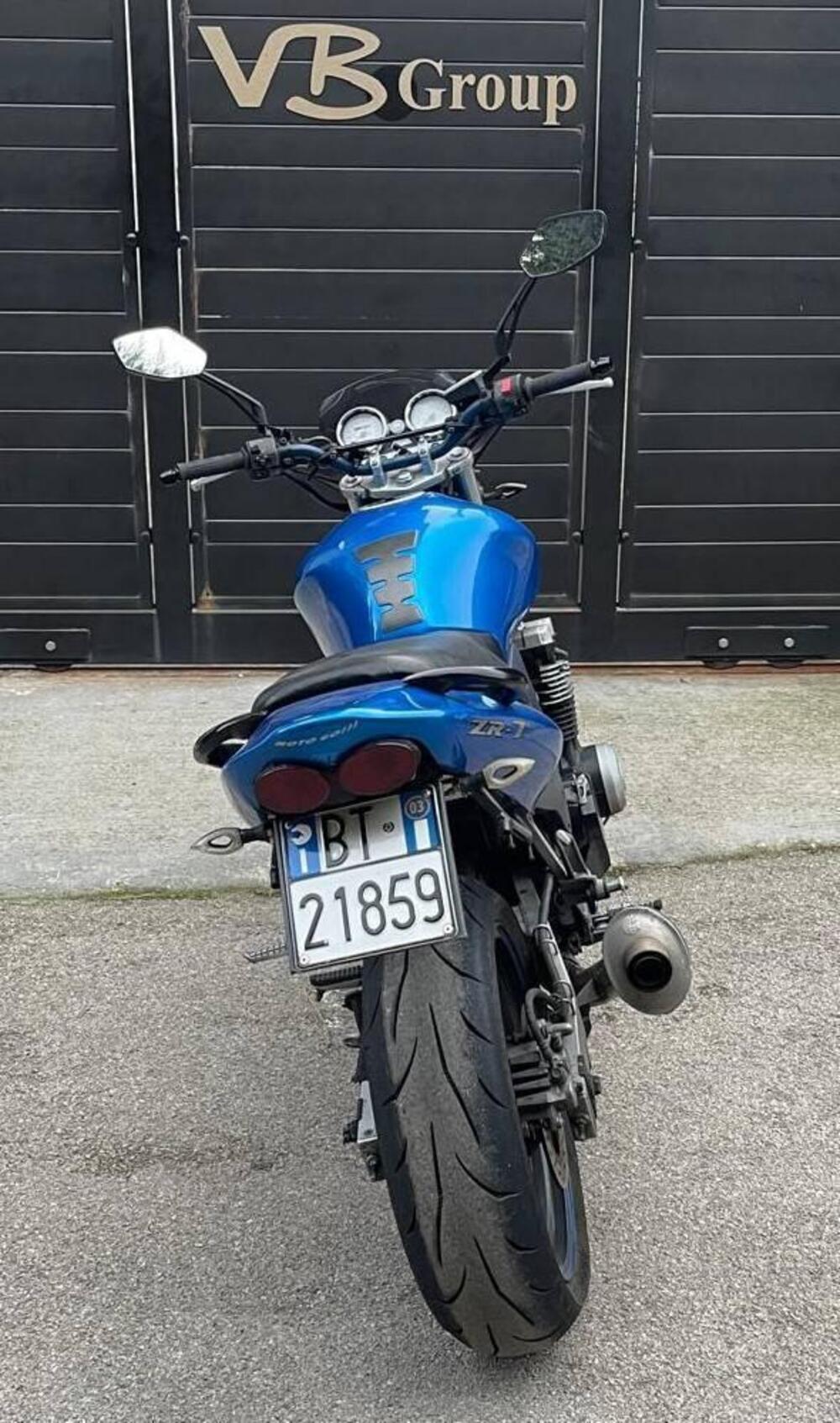 Kawasaki ZR-7 (2001 - 04) (7)