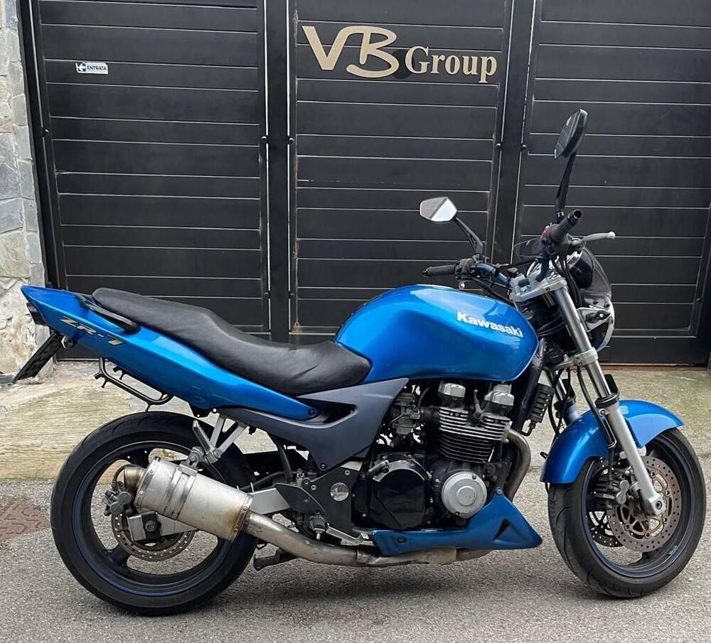 Kawasaki ZR-7 (2001 - 04) (4)