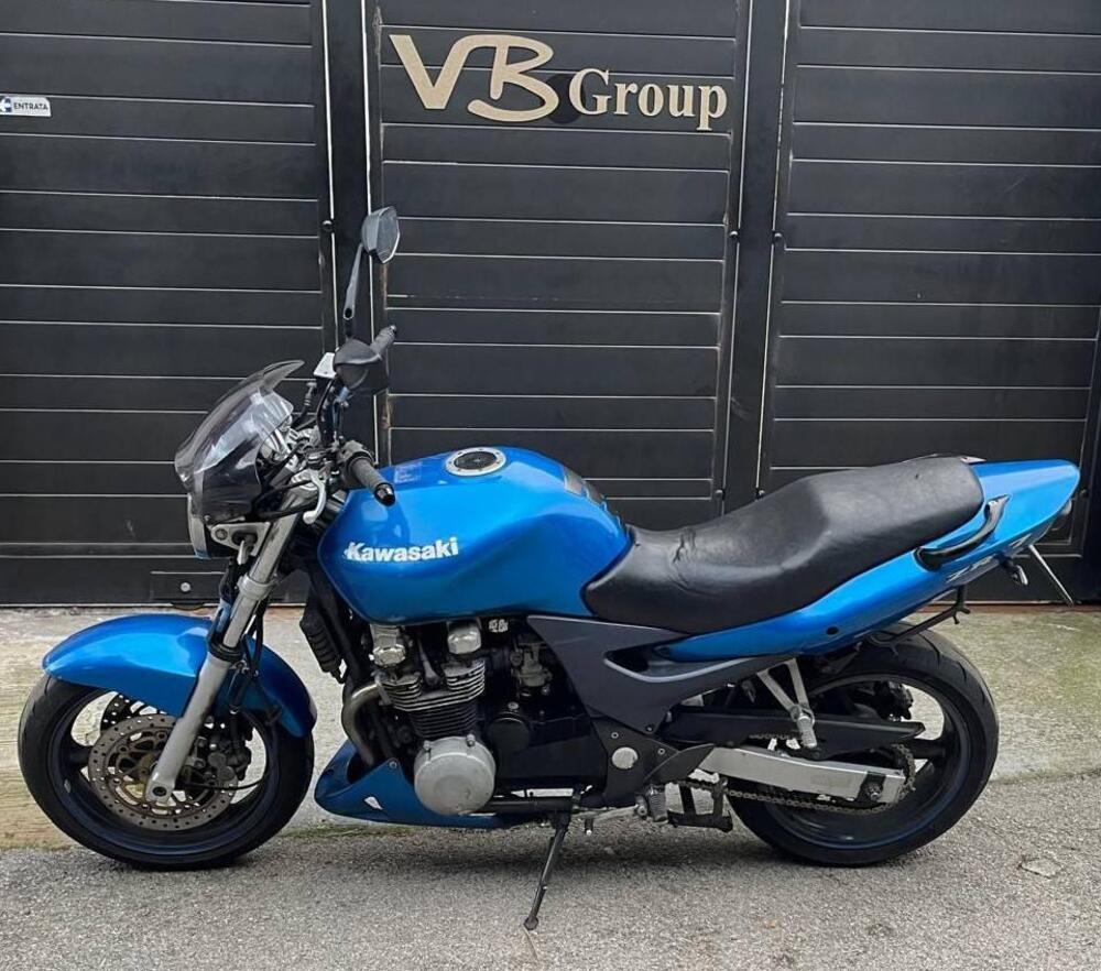 Kawasaki ZR-7 (2001 - 04) (5)