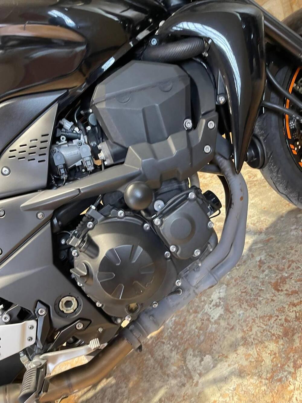 Kawasaki Z 750 (2007 - 14) (16)